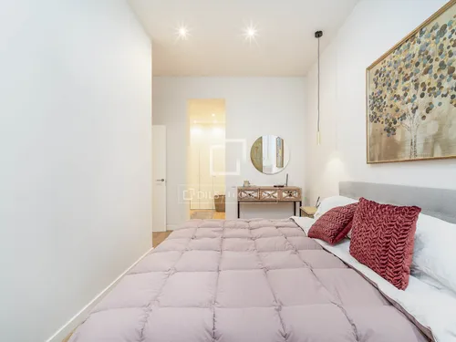 4 Bedrooms Apartment in Via Laietana