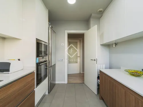 4 Bedrooms Apartment in Perello