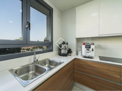 4 Bedrooms Apartment in Perello