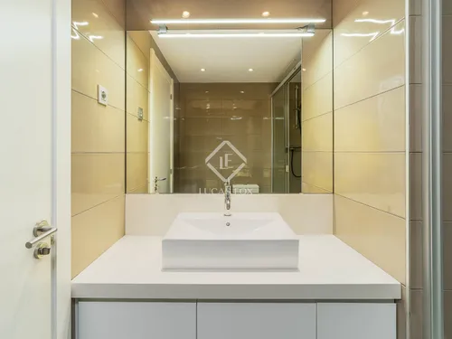 4 Bedrooms Apartment in Perello