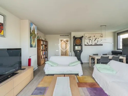 4 Bedrooms Apartment in Perello