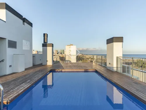 4 Bedrooms Apartment in Perello