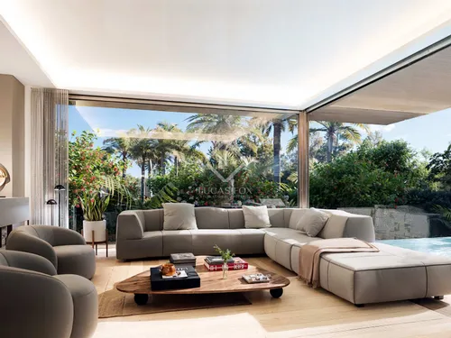 3 Bedrooms House / Villa in Calle Somontano