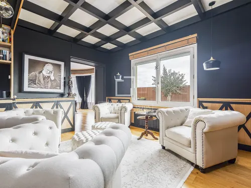 6 Bedrooms Apartment in Via Augusta