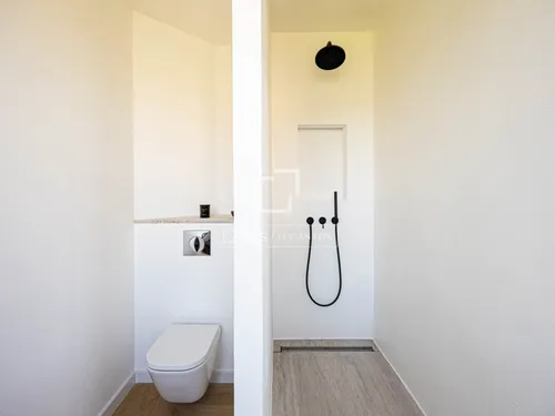 4 Bedrooms Apartment in Passeig de Sant Joan