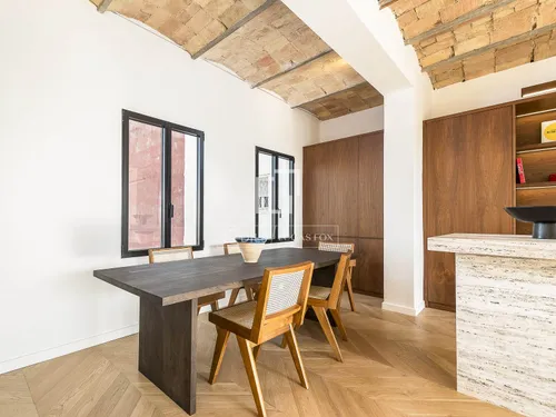 4 Bedrooms Apartment in Passeig de Sant Joan