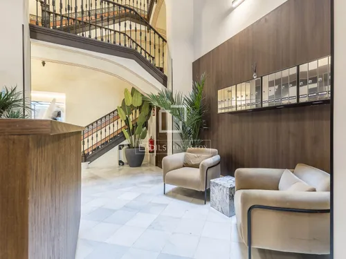 2 Bedrooms Apartment in Rambla Catalunya