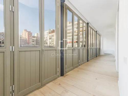 2 Bedrooms Apartment in Rambla Catalunya