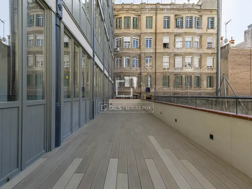 2 Bedrooms Apartment in Rambla Catalunya