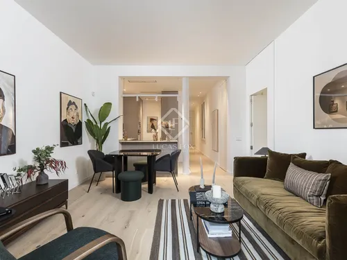 2 Bedrooms Apartment in Rambla Catalunya