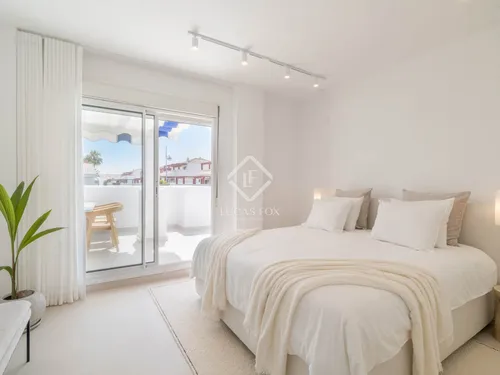 3 Bedrooms Apartment in Calle Tarragona - La Mesana