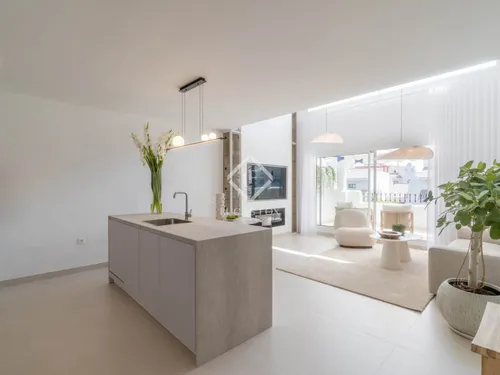 3 Bedrooms Apartment in Calle Tarragona - La Mesana