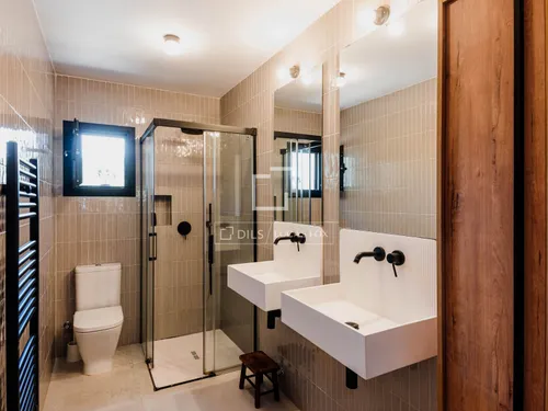 5 Bedrooms House / Villa in Ds Es Jondal