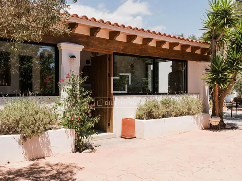 5 Bedrooms House / Villa in Ds Es Jondal