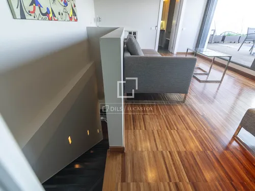 4 Bedrooms Apartment in Joan de Borbo