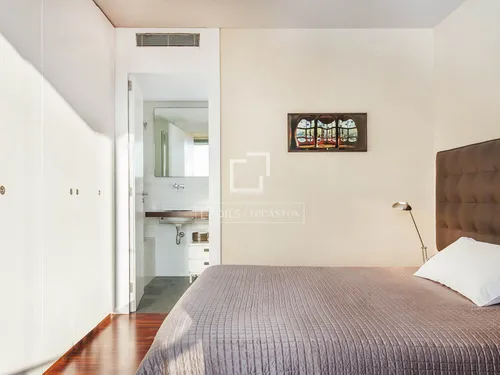 4 Bedrooms Apartment in Joan de Borbo