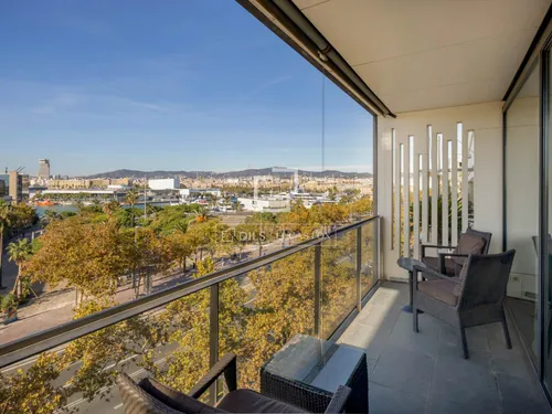 4 Bedrooms Apartment in Joan de Borbo