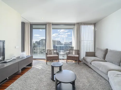 4 Bedrooms Apartment in Joan de Borbo