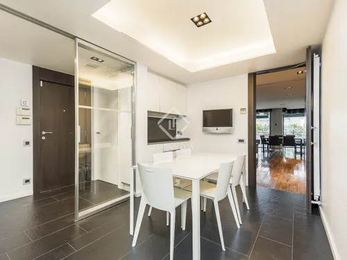 5 Bedrooms Apartment in Nena Casas