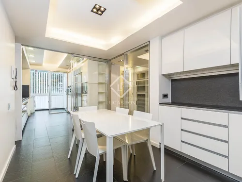 5 Bedrooms Apartment in Nena Casas
