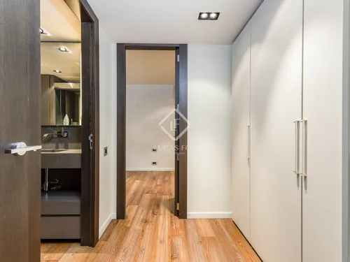 5 Bedrooms Apartment in Nena Casas