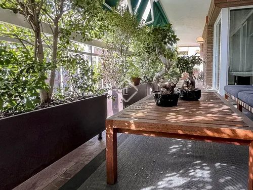 5 Bedrooms Apartment in Nena Casas