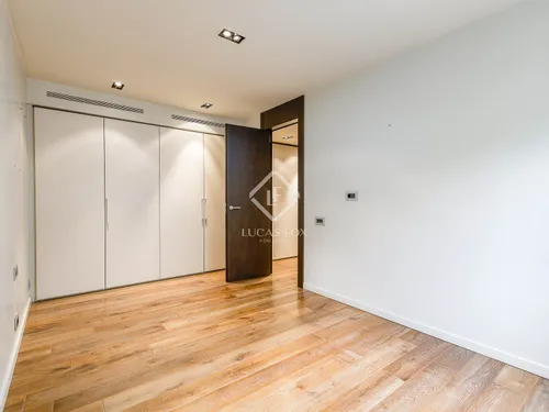 5 Bedrooms Apartment in Nena Casas