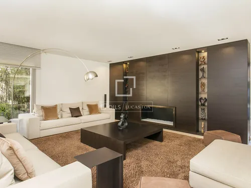 7 Bedrooms House / Villa in Abadessa Olzet