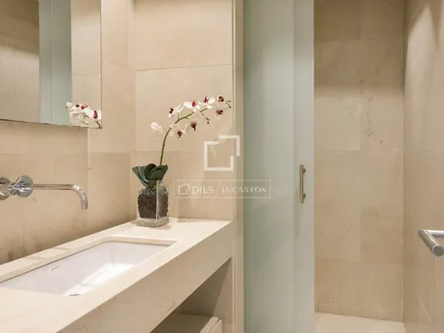 7 Bedrooms House / Villa in Abadessa Olzet