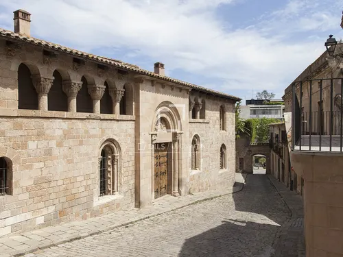 7 Bedrooms House / Villa in Abadessa Olzet