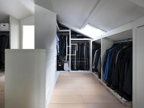 6 Bedrooms House / Villa in Avinguda Esplugues