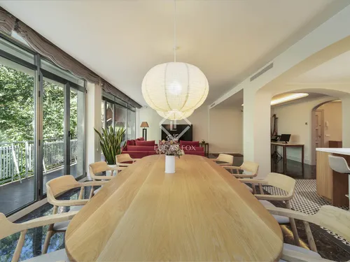 Excellent 4 Bedroom apartment with 230m² terrace for sale in Sant Gervasi - Galvany