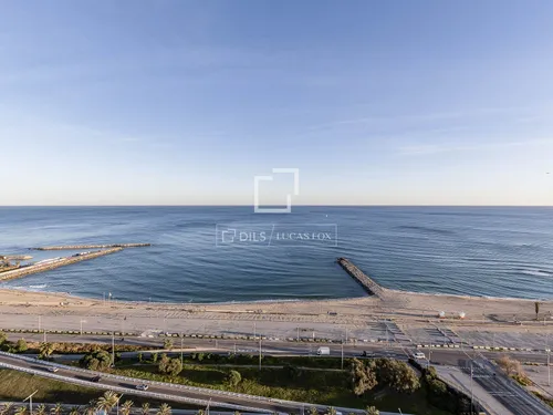 3 Bedrooms Apartment in Paseo Garcia Faria