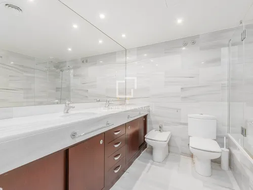 3 Bedrooms Apartment in Paseo Garcia Faria