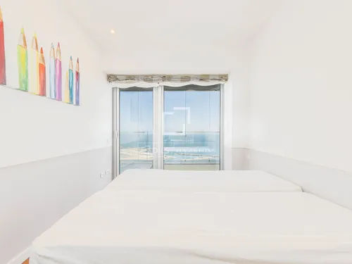 3 Bedrooms Apartment in Paseo Garcia Faria