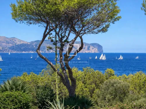 3 Bedrooms House / Villa in Camí vell de la Victòria