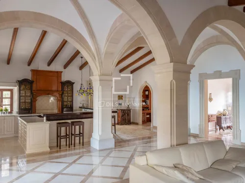 3 Bedrooms House / Villa in Camí vell de la Victòria