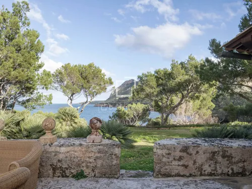 3 Bedrooms House / Villa in Camí vell de la Victòria