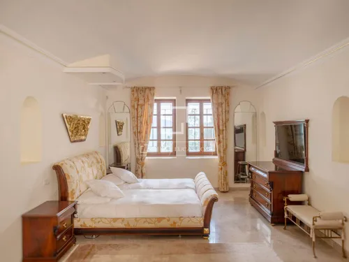 3 Bedrooms House / Villa in Camí vell de la Victòria