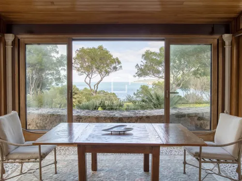 3 Bedrooms House / Villa in Camí vell de la Victòria