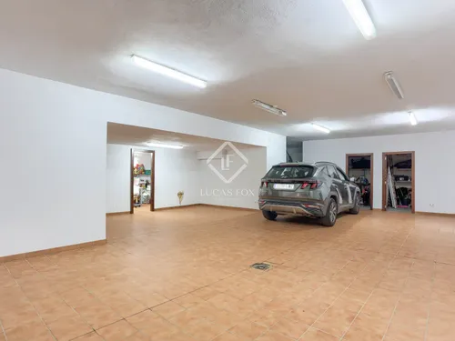 5 Bedrooms House / Villa in Calle Dolors Gual Torrella
