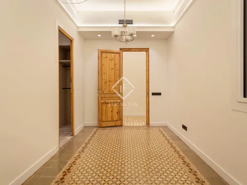 2 Bedrooms Apartment in Balmes