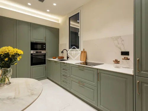 2 Bedrooms Apartment in Balmes