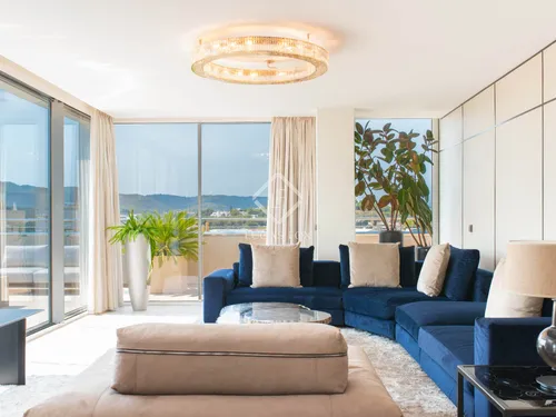 Prime designer penthouse for sale in Marina Ibiza