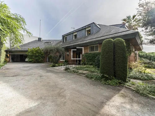 10 Bedrooms House / Villa in Joan d'Alos