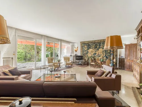 10 Bedrooms House / Villa in Joan d'Alos