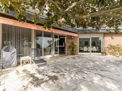 10 Bedrooms House / Villa in Joan d'Alos