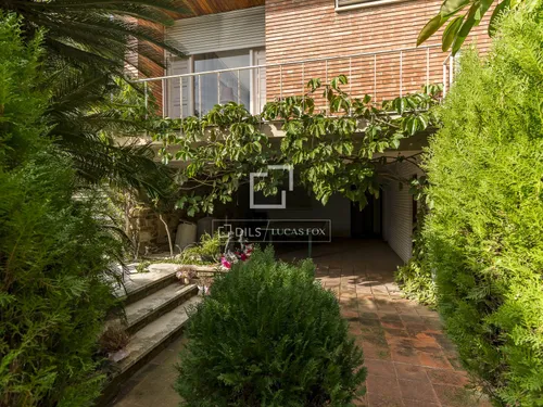 10 Bedrooms House / Villa in Joan d'Alos