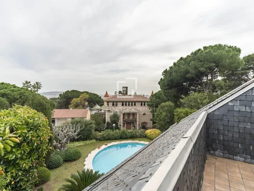 10 Bedrooms House / Villa in Joan d'Alos