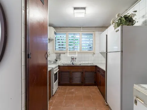 10 Bedrooms House / Villa in Joan d'Alos